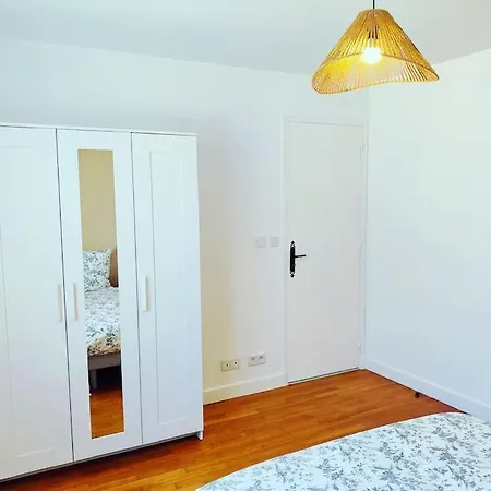 Holiday home Maison Vichy A 15 Min Clim, Local Velo, Terrasse